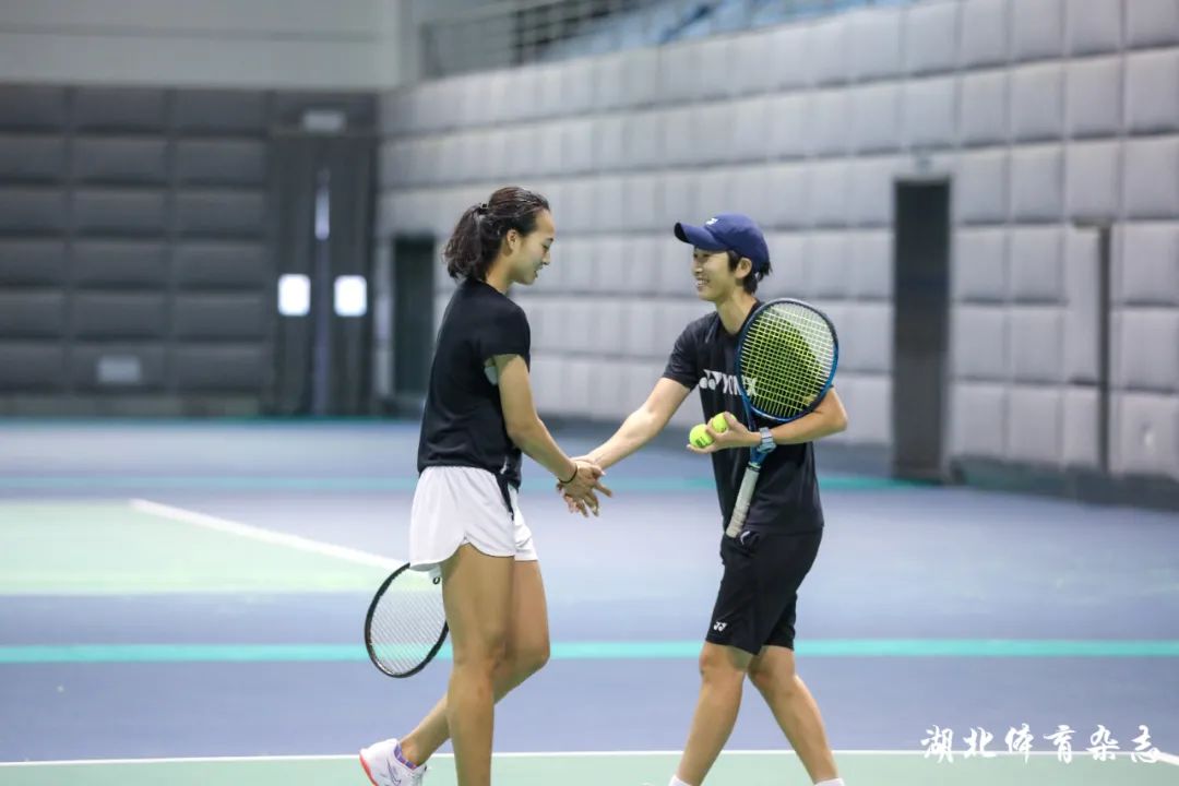 他的到来不 他的到来不