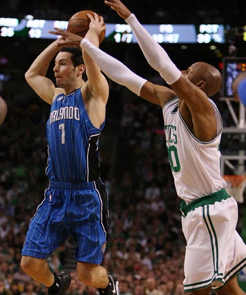 的急滚后并 的急滚后并